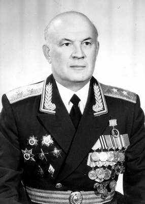 Генерал-лейтенант Ермолаев